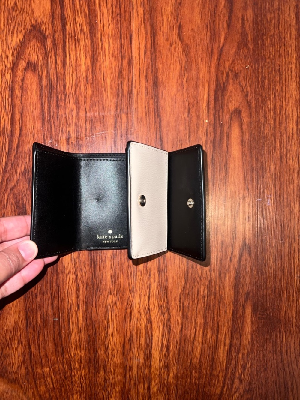kate spade small wallet - Picture 4 of 6